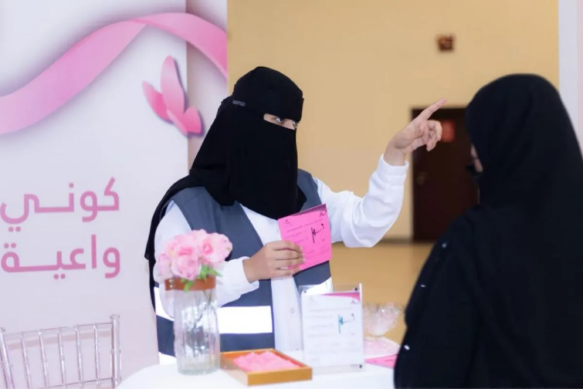 ما هي العادات اليومية التي قد تزيد خطر سرطان الثدي؟