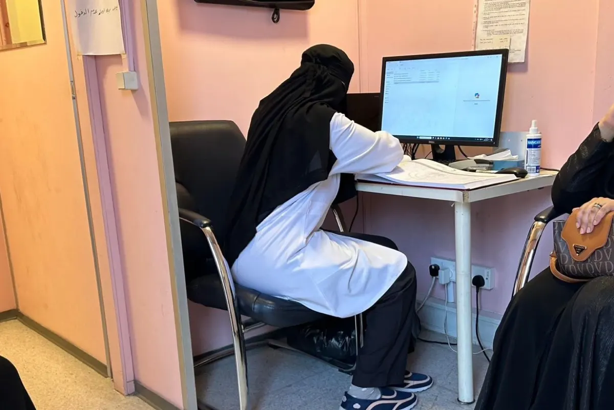 استشارية: الكشف المبكر يقلل حجم جراحات سرطان الثدي ويرفع الشفاء
