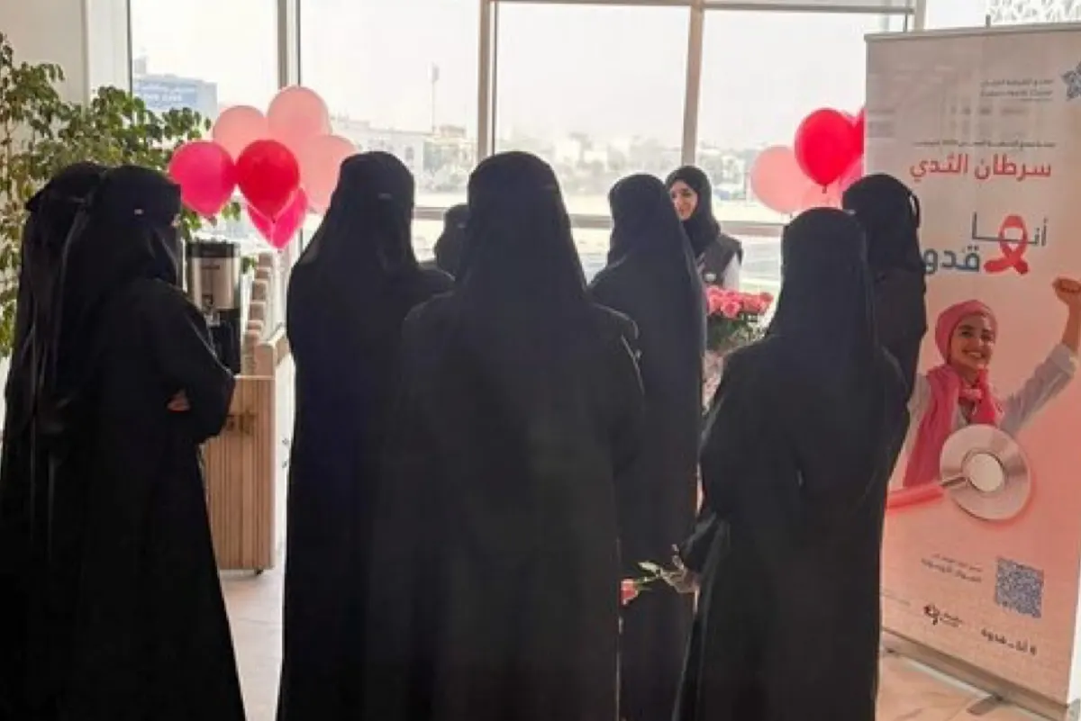 250 متطوعاً يُوعّون 100 ألف شخص بسرطان الثدي في الشرقية