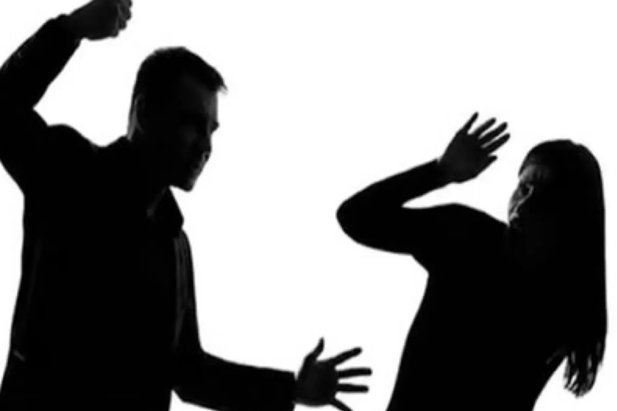 جسدي وجنسي.. 4 أشكال للعنف تُهدد المرأة في منزلها