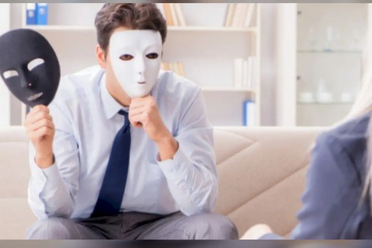 كيف تتعامل مع الشخصية النرجسية؟.. مختص يجيب