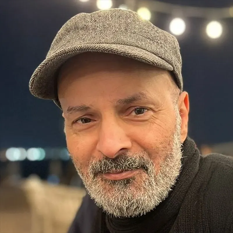 اصدقْ معَ النَّاس تشارِكهُم في أموالهم