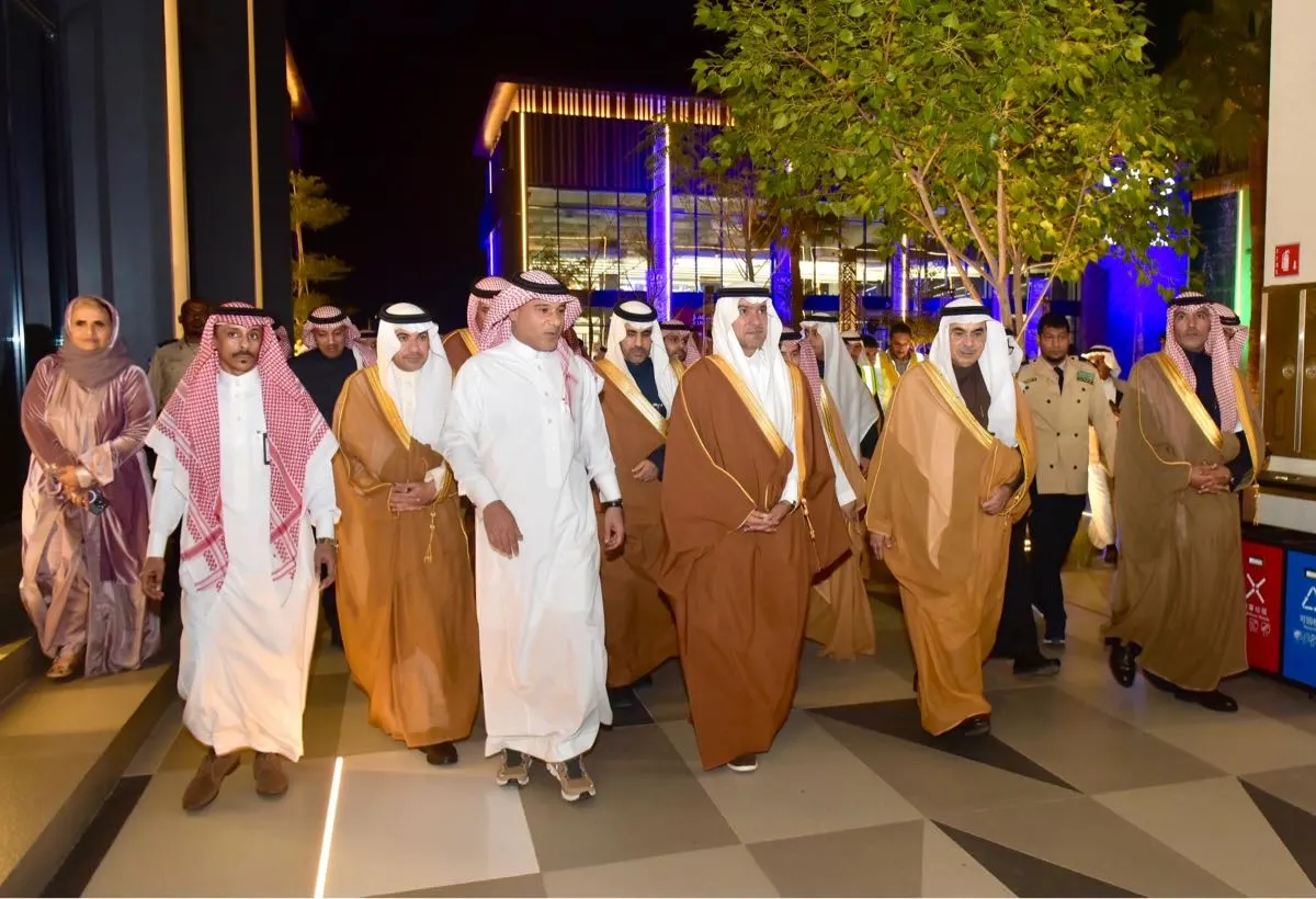 وزير البلديات والإسكان: القطيف بيئة جاذبة للاستثمارات.. والبنية التحتية عامل أساسي