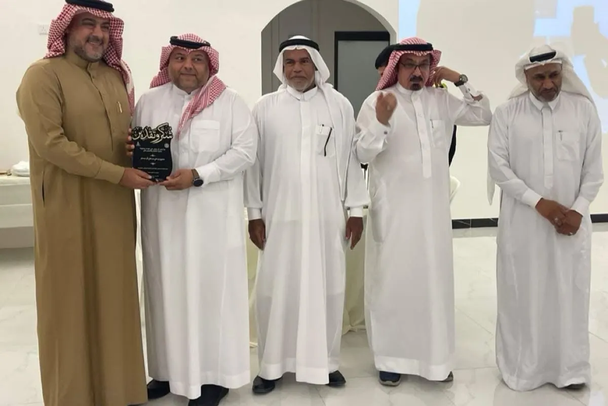 الجارودية.. تكريم إدارتي نادي «المحيط» السابقة والجديدة