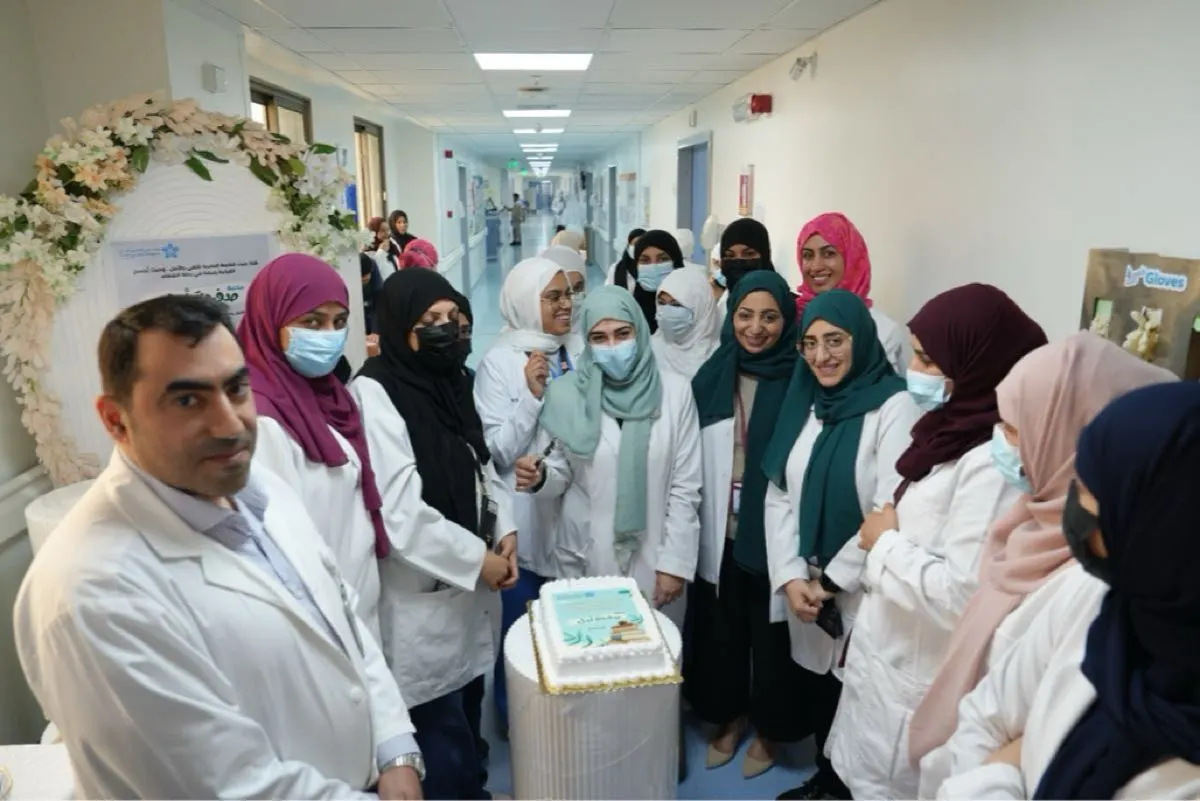 ”صفحة أمل“.. مكتبة لدعم رحلة التعافي النفسي للمرضى بالقطيف