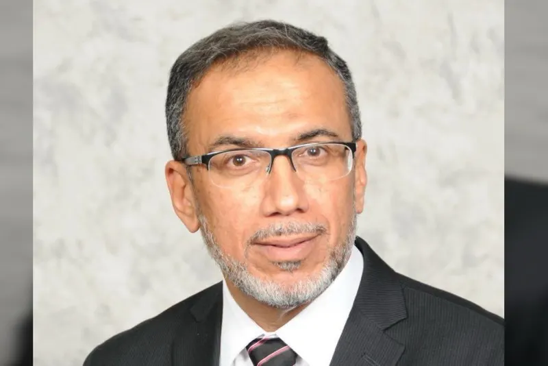 أستاذ أساتذة أطباء الأطفال وأطباء حديثي الولادة بمحافظة الأحساء يغادر العمل بالقطاع الخاص