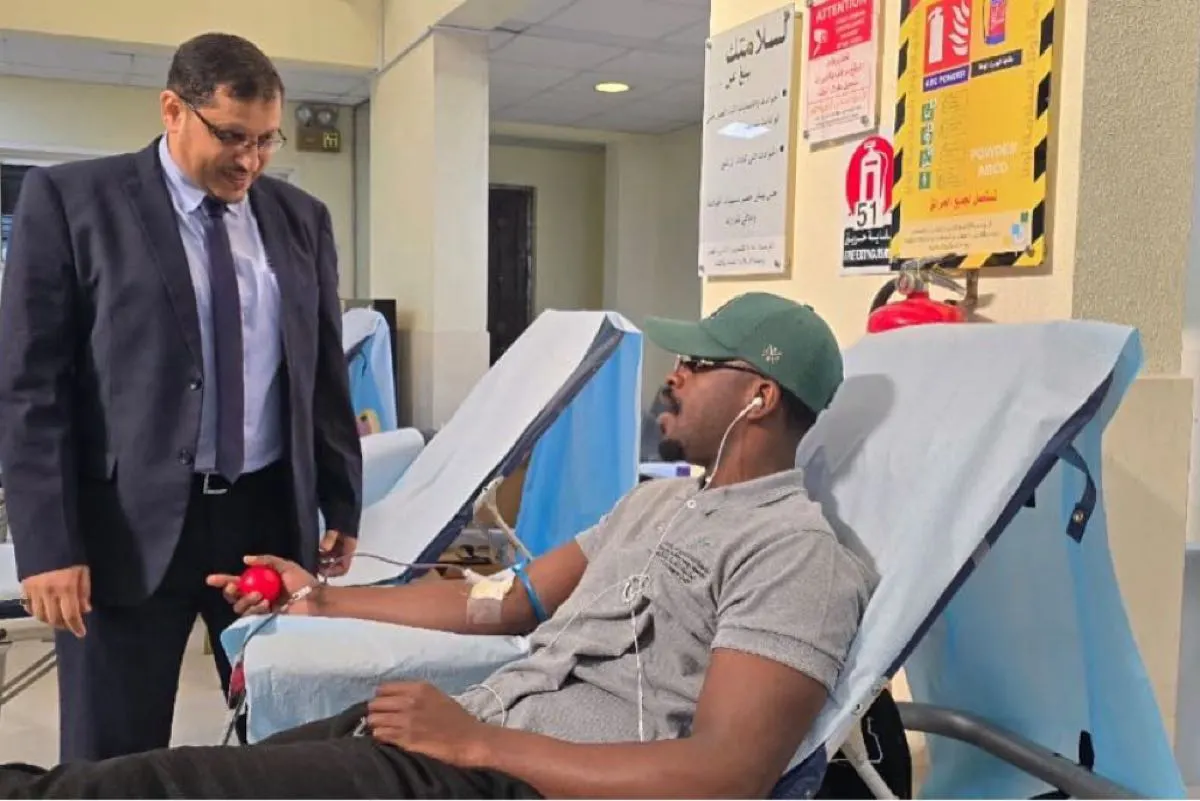 بالصور.. 150 متبرعًا في حملة كلية القطيف التقنية