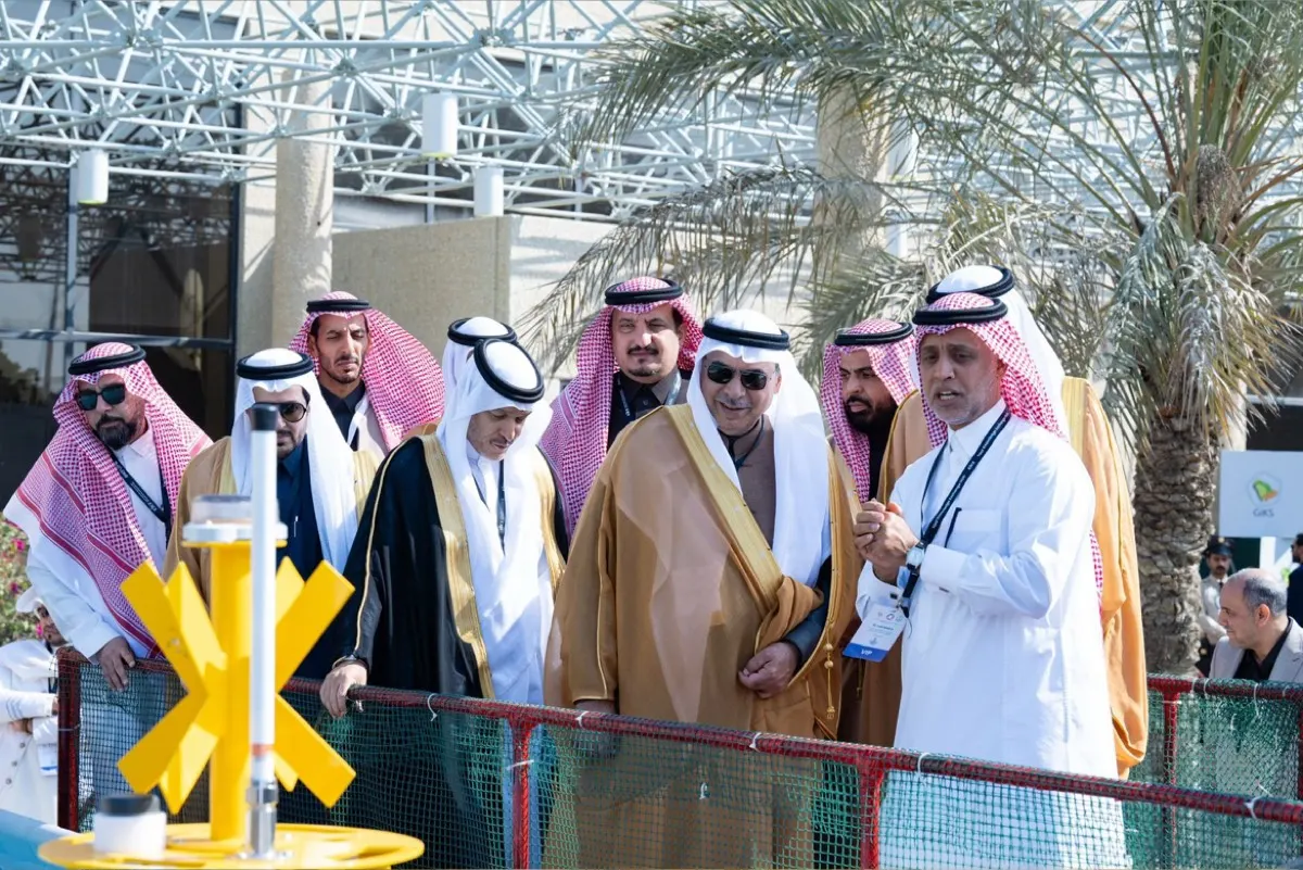 حاضنة ابتكار خضراء وإعادة تدوير النفايات بـ ”الذكاء الاصطناعي“ بالشرقية
