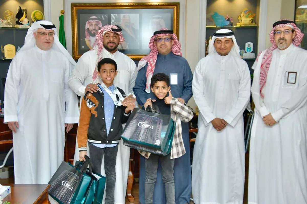”الشقاق“ يرفعون رأس ”صهيب الرومي“ في بطولة المملكة للمبارزة