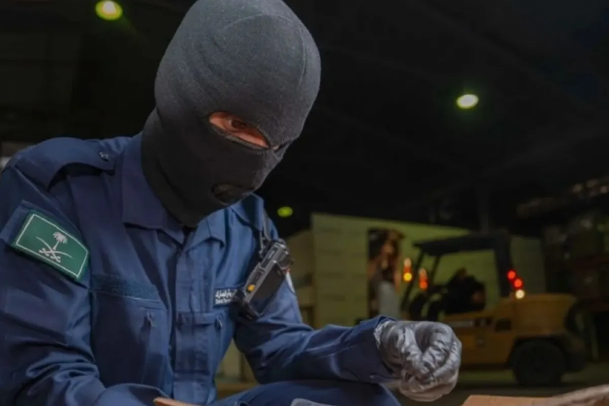 1383 حالة ضبط للممنوعات بالمنافذ الجمركية