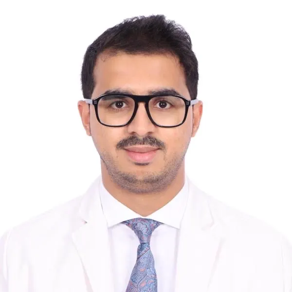 الدكتور مجتبى الياسين.. قامة علمية وعطاء لا ينضب