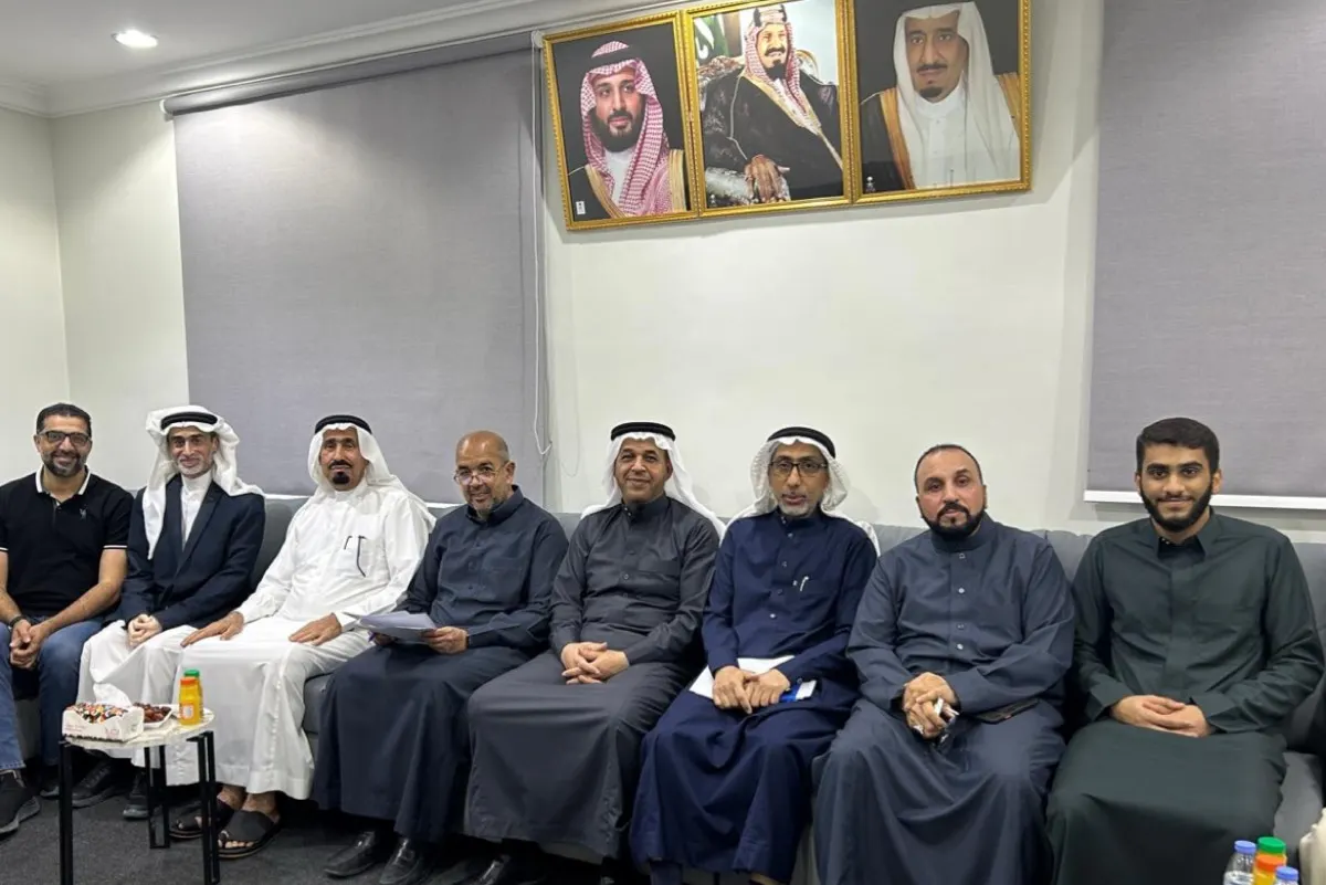 ”مضر الخيرية“ تطلق ديوانيتها.. وتبحث تمكين الأسر من خلال برامج تنموية