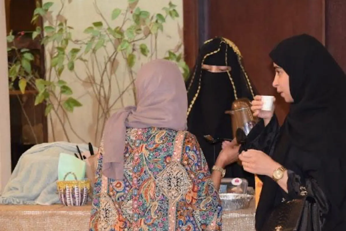 بالصور.. 90 ركنًا تراثيًا تُحيي ذكرى التأسيس في العوامية