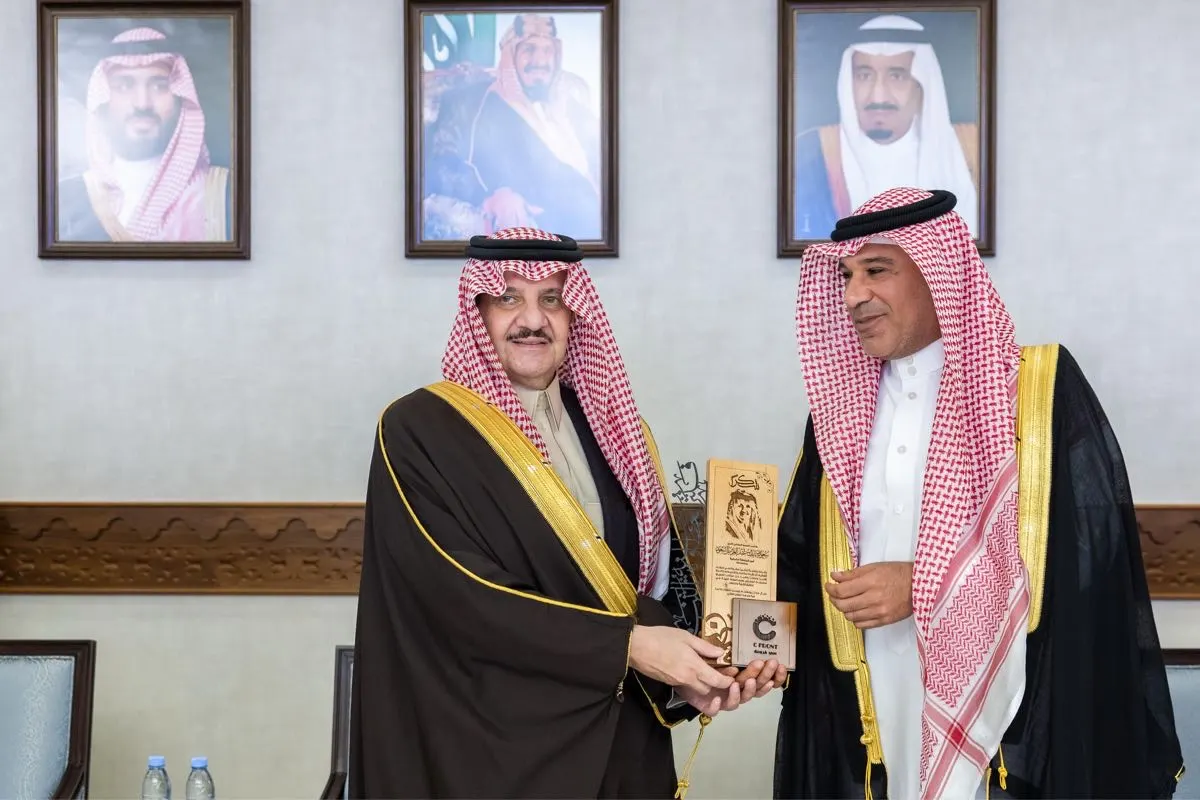 شاهد.. أمير الشرقية يدشن مشروع ”سي فرونت“ الاستثماري في القطيف