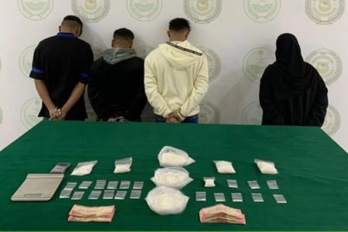 الشرقية.. ضبط 4 مقيمين لترويجهم 1,3 كيلوجرام من الشبو المخدر