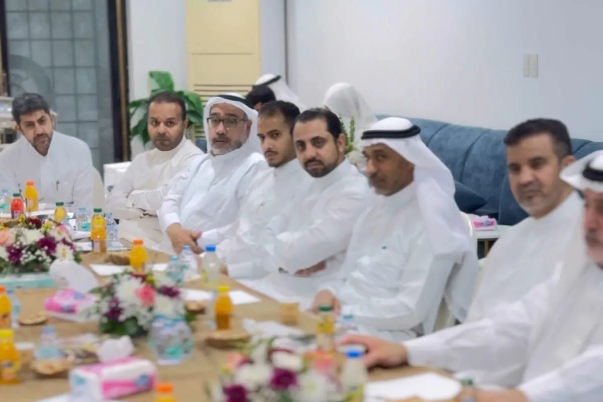 بروح الأخوة والتعاون.. لجان الأيتام بالقطيف تتكاتف لرسم البسمة في ”ملتقى الأحباب“