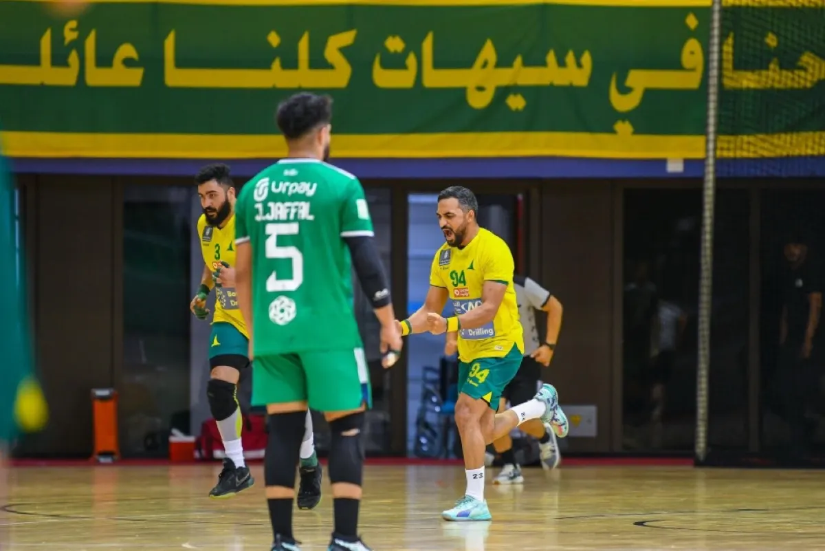 الخليج يحكم قبضته على صدارة ممتاز اليد بفوز على الأهلي.. والصفا يلاحقه بإسقاط النور