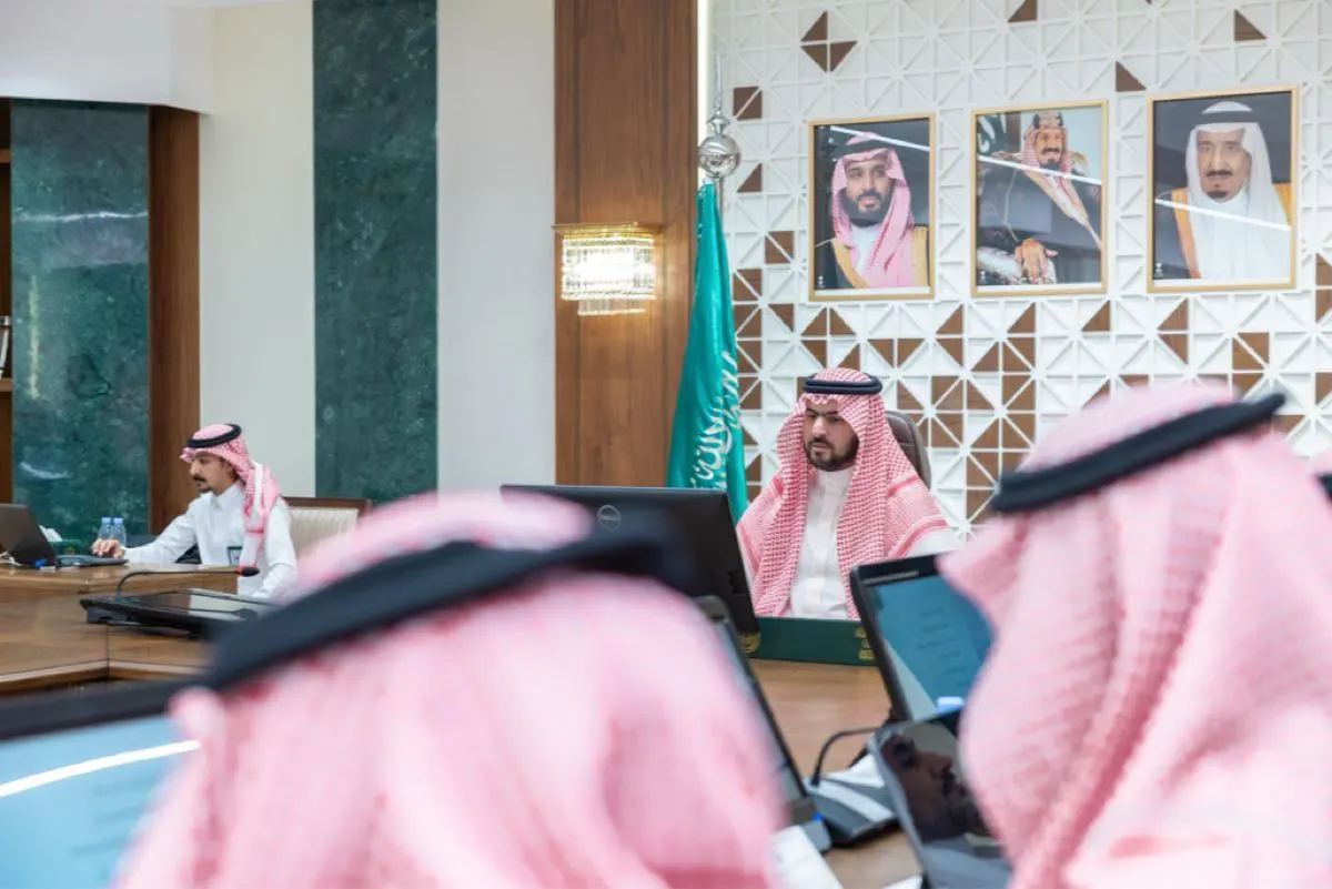 ما هي الخطوات القادمة في مشروع تطوير جزيرة دارين وتاروت؟ اجتماع يكشف التفاصيل