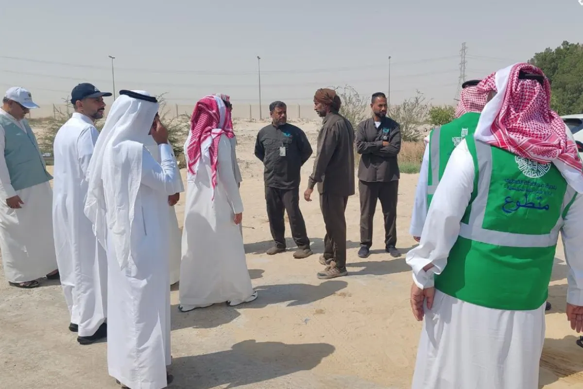 80 متطوعًا يغرسون 100 شجرة في انطلاقة مبادرة ”الظلال“ البيئية بالقطيف