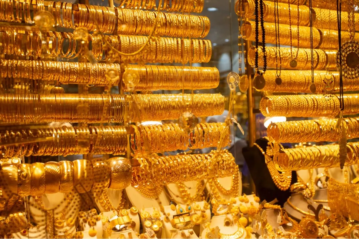 استقرار نسبي في أسعار الذهب في المملكة.. عيار 21 يسجل 337,75 ريالا