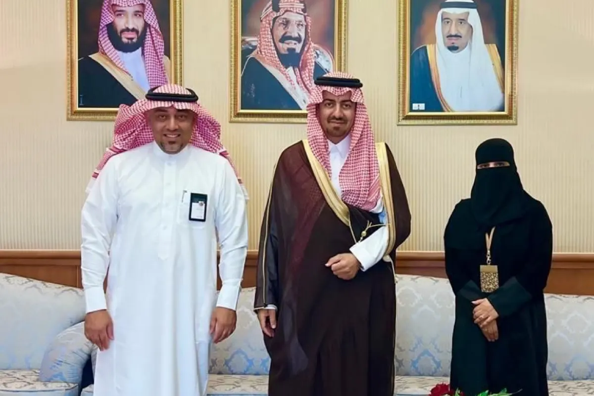 الخريف يستقبل مديرة ”ضمان القطيف“ الجديدة ويشيد بكفاءة المرأة السعودية
