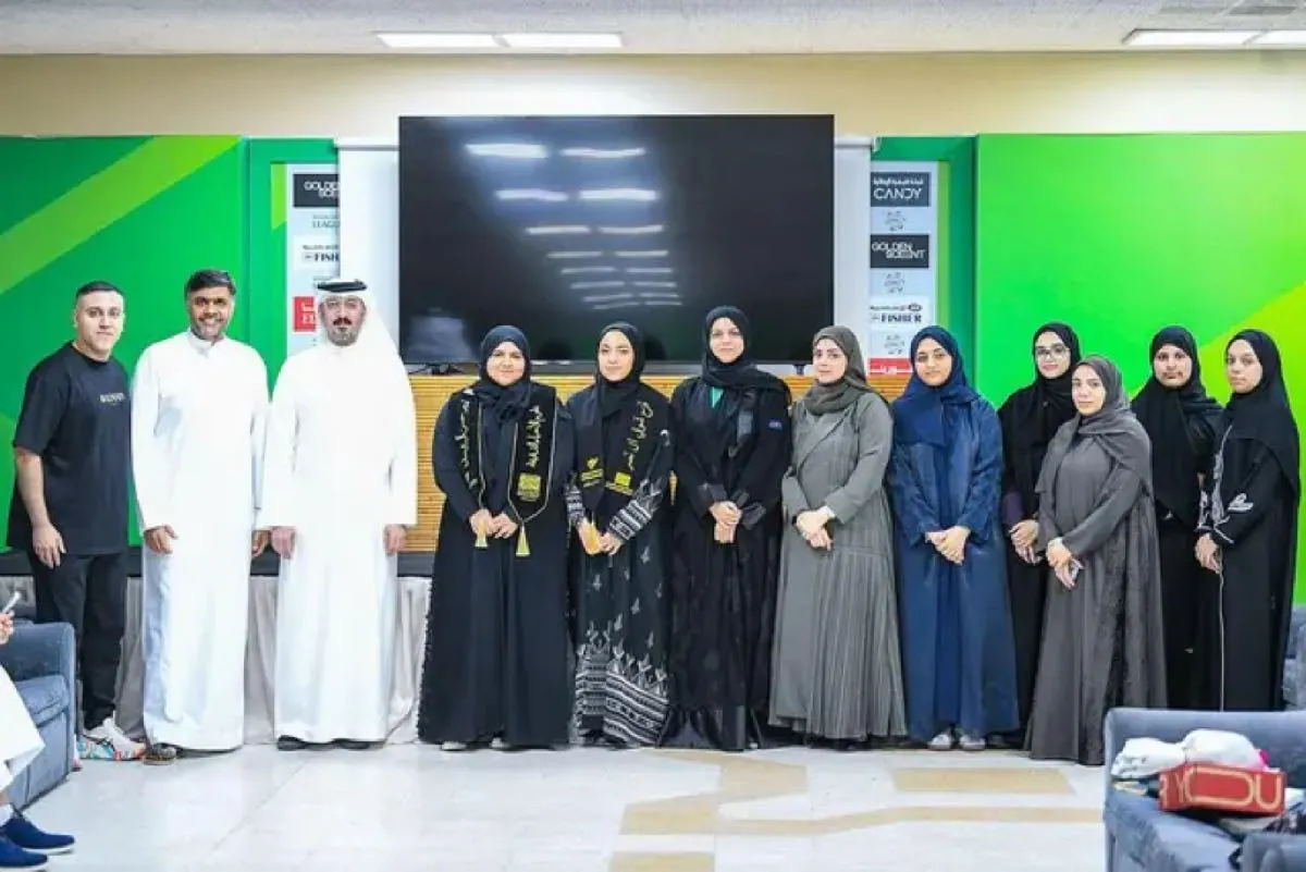 سيهات.. الخليج يكرم خريجي الجامعات ويحتفي بالتوازن بين الرياضة والتعليم