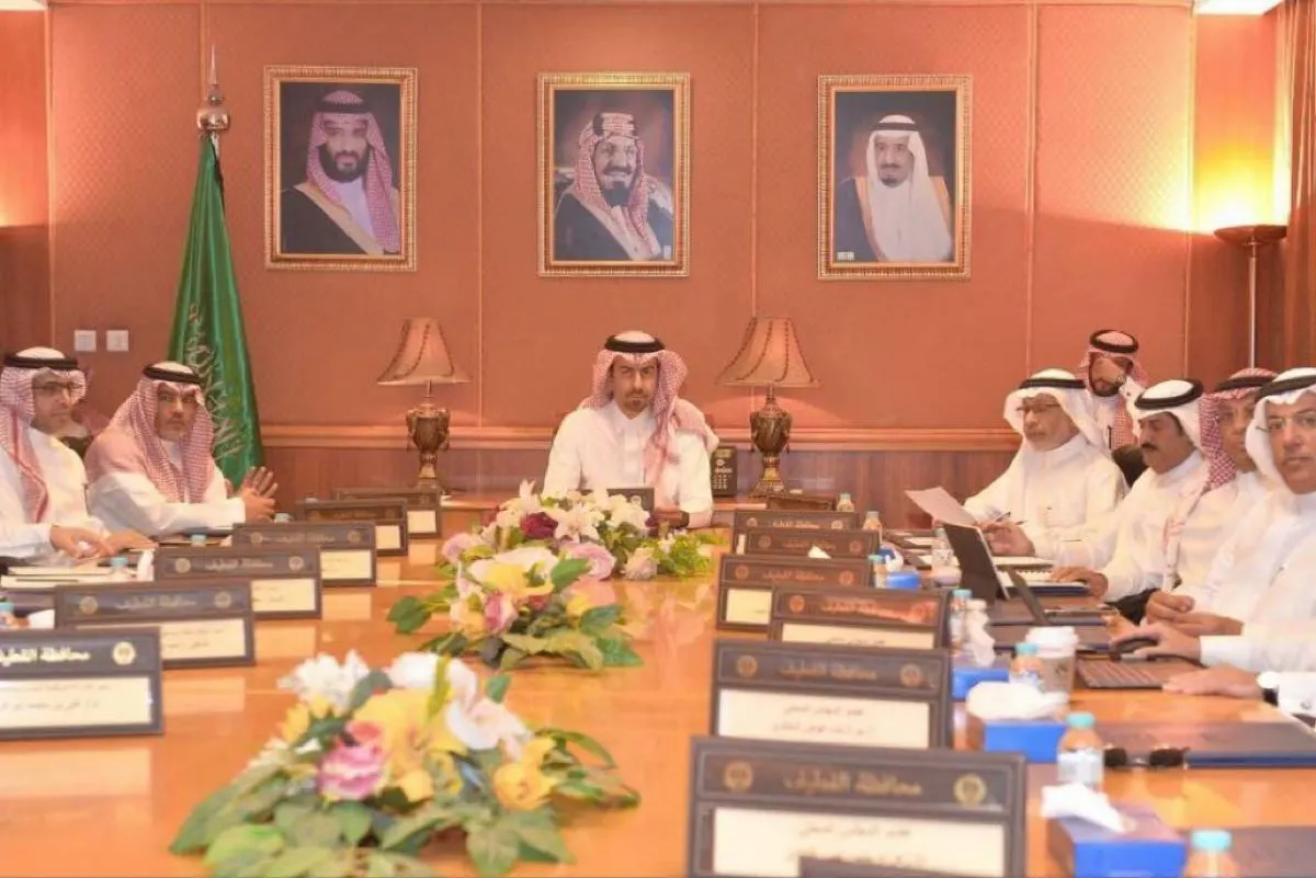 ”محلي القطيف“ يضع اللبنات الأولى لـ ”واحة صناعية“ غذائية ويستعجل وتيرة المشاريع الخدمية