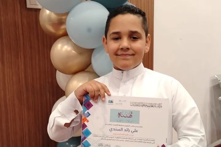 وثق تاريخ المملكة.. ”السندي“ الأول في رسومات ”المانجا“ بالشرقية