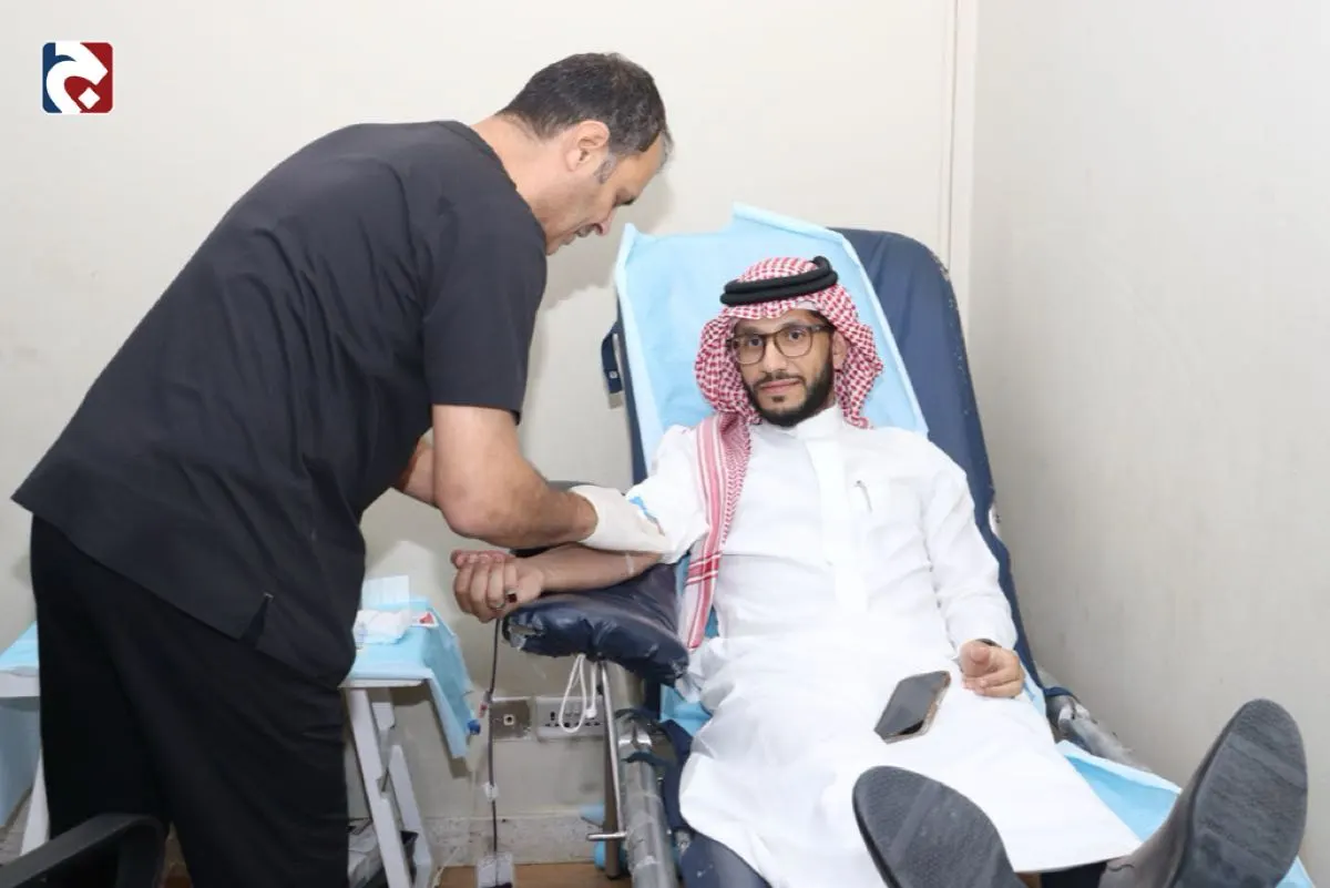 76 متبرعاً في اليوم الثاني لحملة ”ومن أحياها“ بنادي الخليج في سيهات