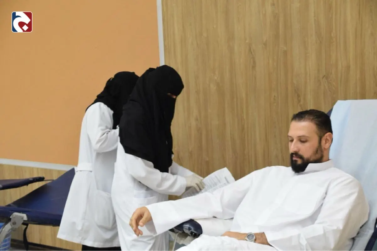 نصيحة للمرأة والمدخن.. متى وكيف يمكنك التبرع بالدم بأمان؟
