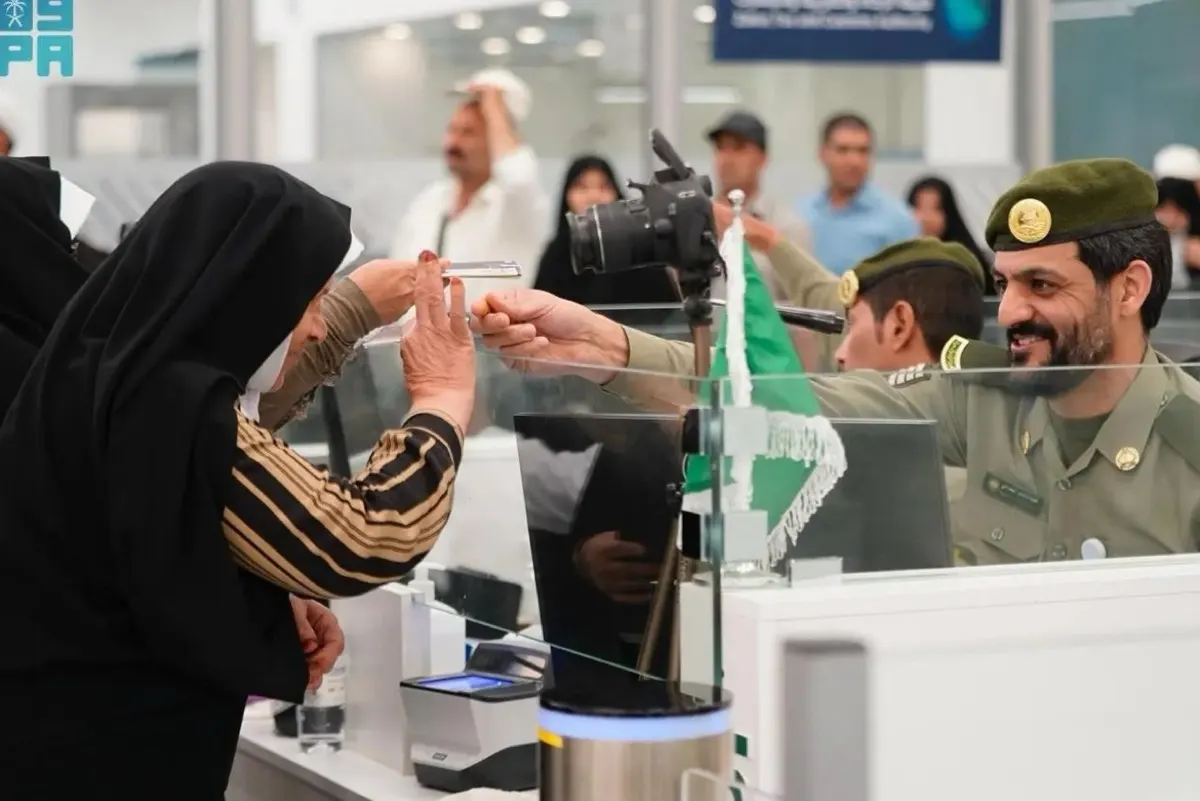 الداخلية تُعلن إنهاء إجراءات مغادرة الحجاج الإيرانيين عبر منفذ جديدة عرعر
