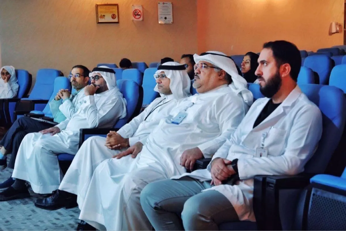 50 مشاركًا بورشة تحضير الأدوية بمستشفى القطيف