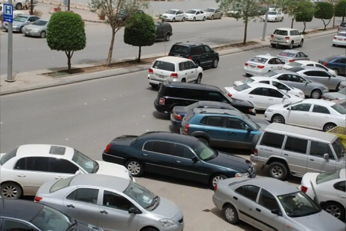 عادة يومية شائعة قد تكلف قائدي المركبات 150 ريالاً.. تعرف عليها