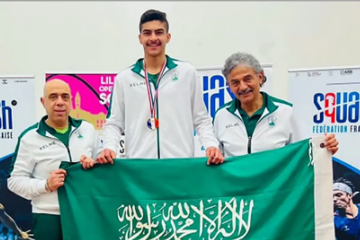 بطل من ذهب.. آل نصفان يتوج بلقب آسيا للإسكواش في هونغ كونغ