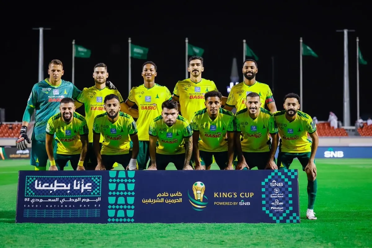 بخماسية نظيفة في شباك الطائي.. الخليج يضرب بقوة ويبلغ ثمن نهائي كأس الملك