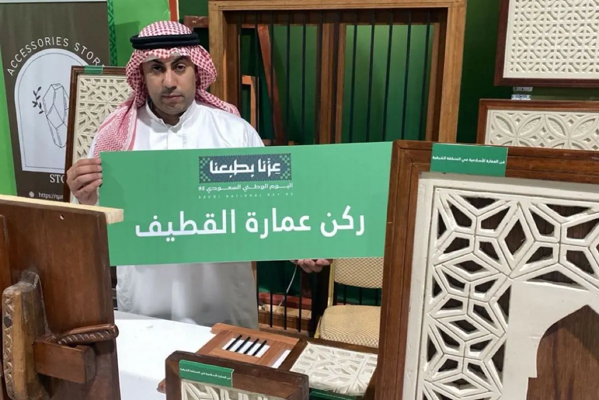 بخبرة 20 عامًا.. الحرفي آل إسليس يخطط لتدريس فنون البناء الأصيلة