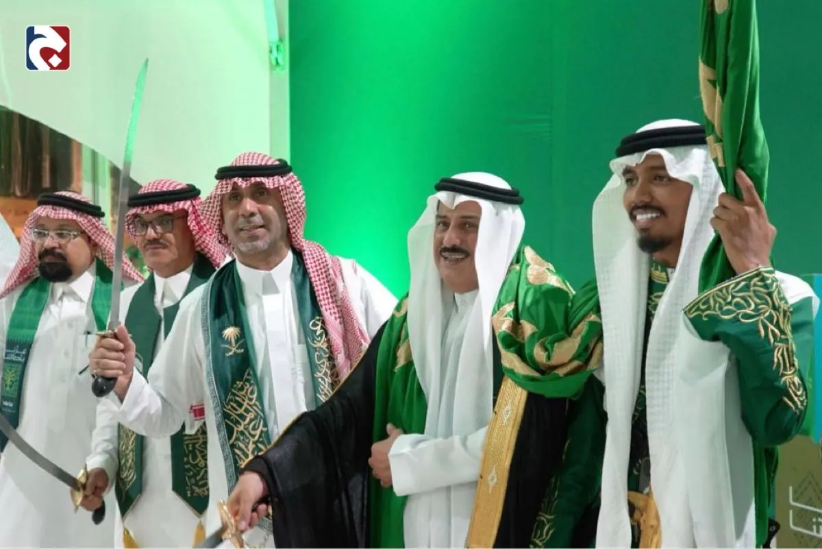 بحضور 9 آلاف زائر.. العرضة والخيالة تخطفان الأضواء في احتفالات الوطن بالرامس