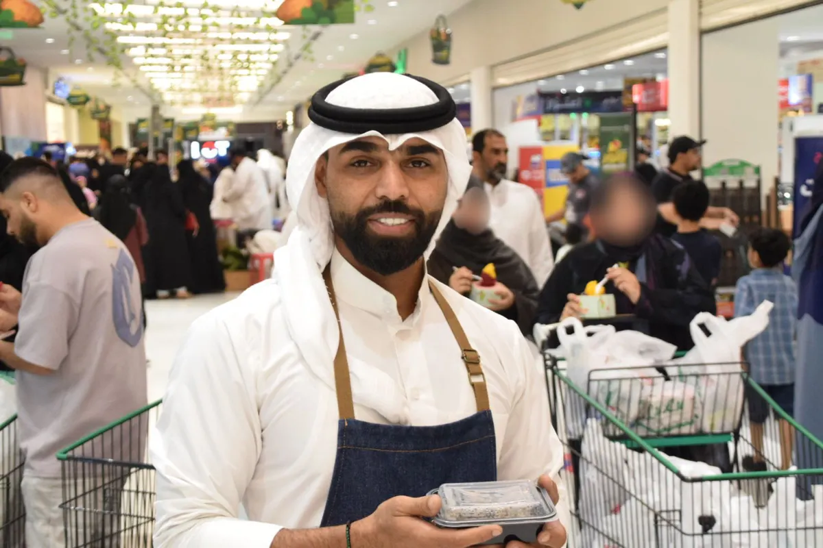 ”أجاويد“.. مزارع يحوّل لوز القطيف إلى علامة تجارية وطنية