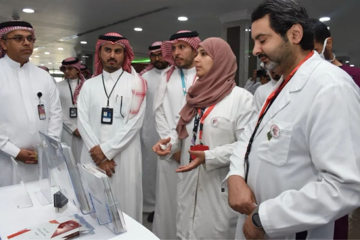 طبيبة تحسم الجدل.. هل سيحل الذكاء الاصطناعي محل الجراح؟