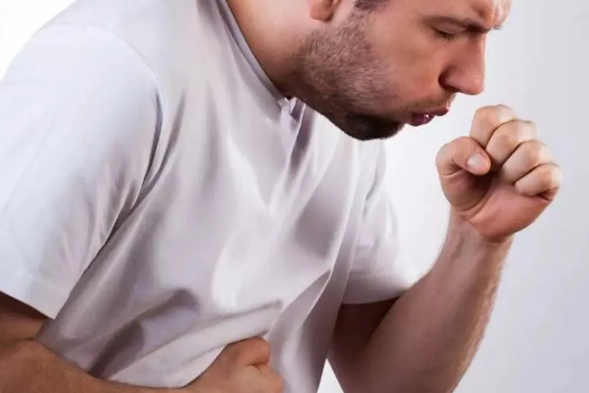 استشاري قلب: بعض أدوية الضغط تسبب كحة جافة ليلًا