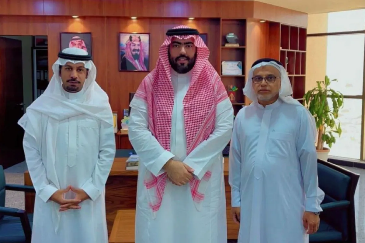شراكة مجتمعية جديدة.. بلدية الجفر تلتزم بتطوير مقابر المنطقة وخدماتها