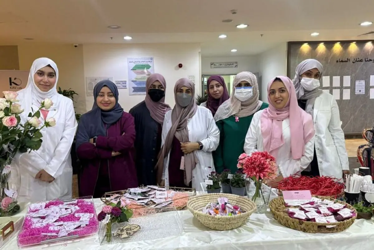القطيف.. حملة توعية بسرطان الثدي تستهدف المستشفيات والمدارس