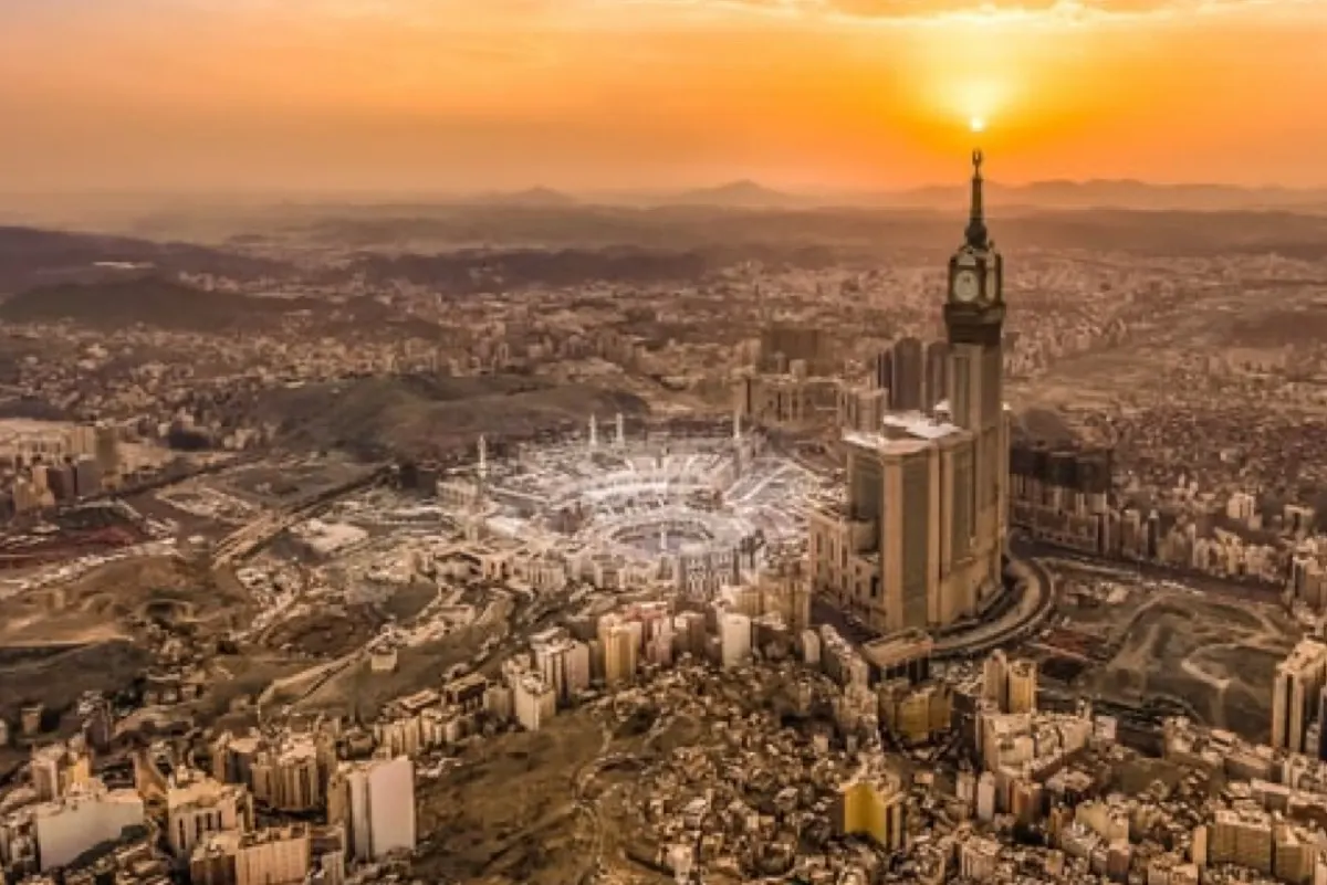 منع التفريغ بالأودية وتغطية الحمولة.. أبرز 20 شرطاً للقطع الصخري بمكة