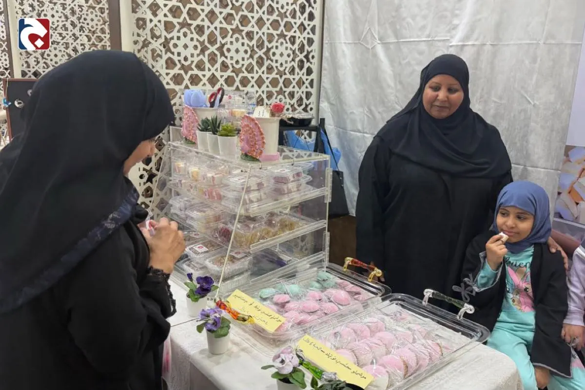 رائحة «السينابون» و«المارشميلو» تعطر أروقة «منتجون» بالقطيف