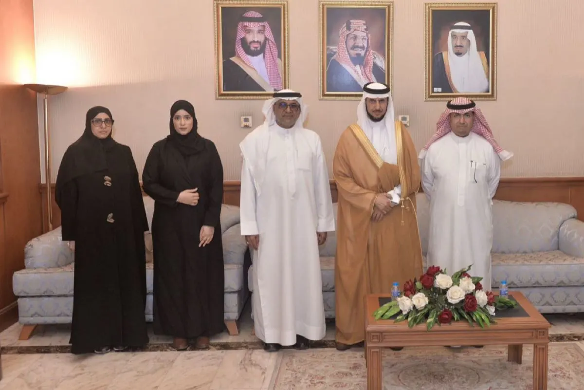 محافظ القطيف يلتقي رئيس جمعية «إتقان».. ويطّلع على جهودها في دعم الحوكمة وبناء القدرات