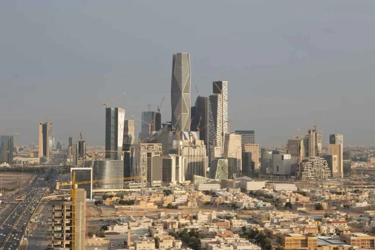 التضخم السعودي يرتفع 1.8% في أغسطس.. والسكن يقود الأسعار بـ 3.9%