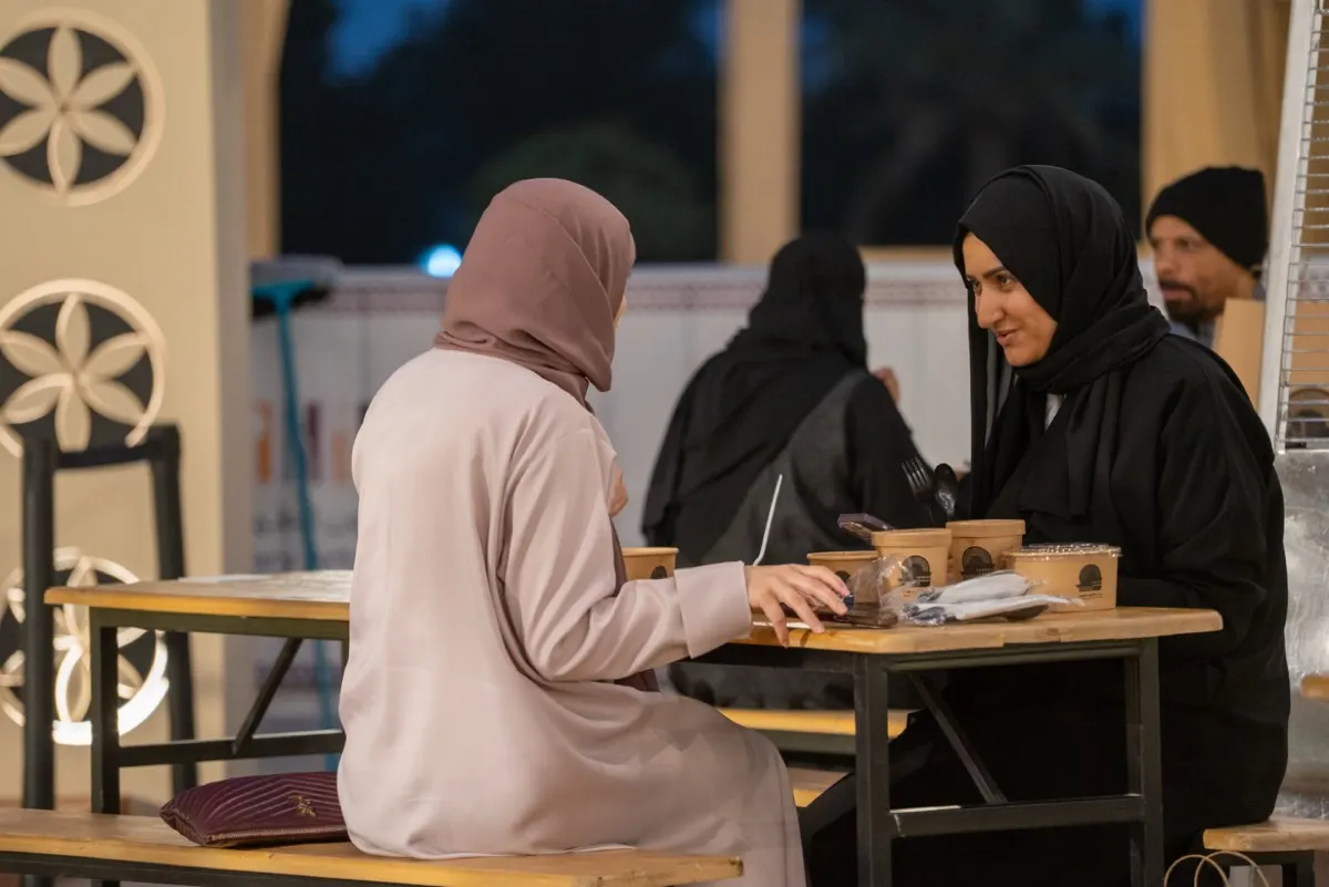 6 آلاف زائر و 8600 طبق.. حصيلة 10 أيام من مهرجان مأكولات القطيف