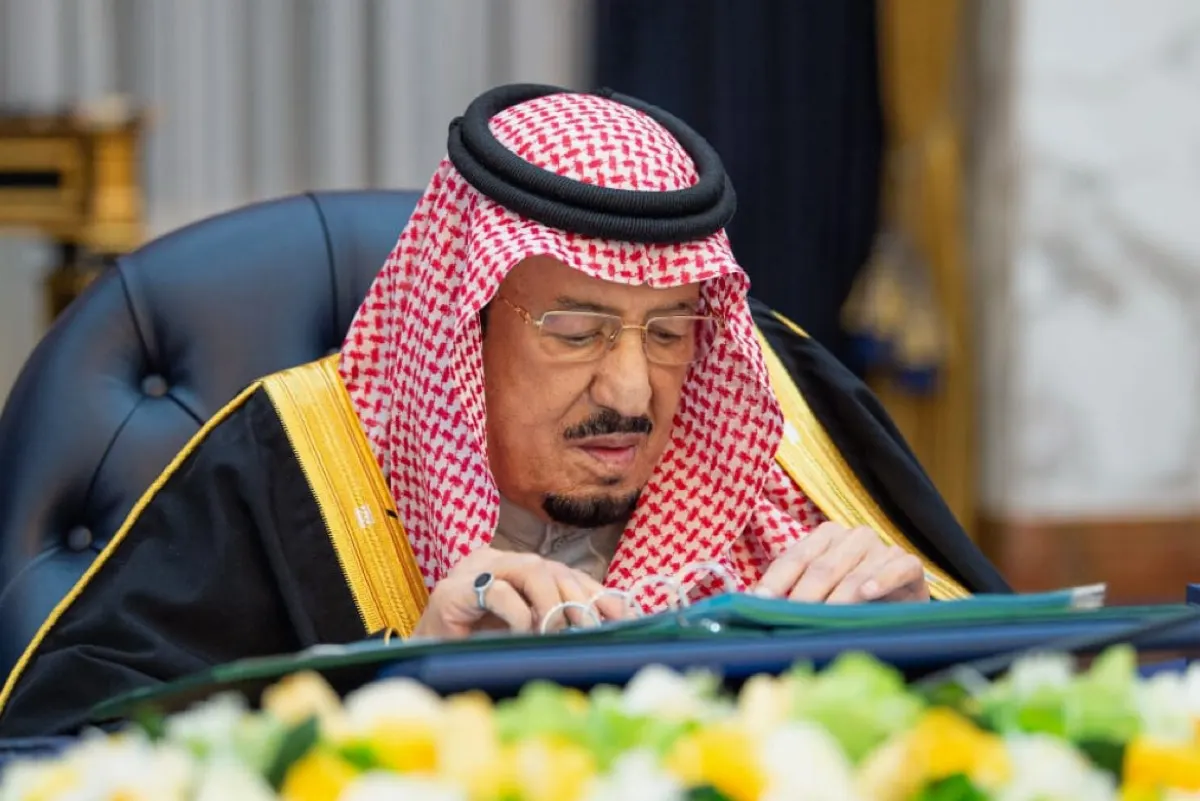 تشكيل لجنة دائمة تُعنى بكل ما يتصل بمادة الأسبستوس ومتابعة حظرها