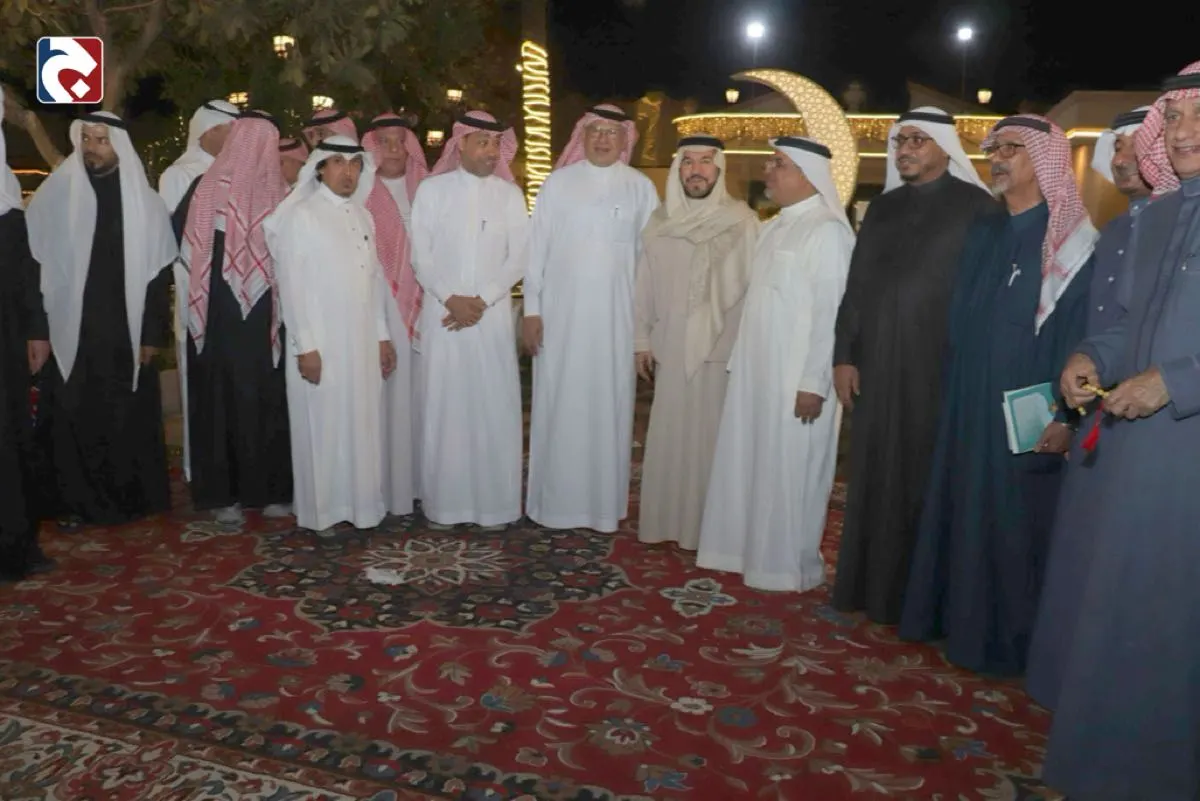 صور.. تنوع ثقافي ومجتمعي يثري ليالي رمضان بمجلس الدكتور السيهاتي