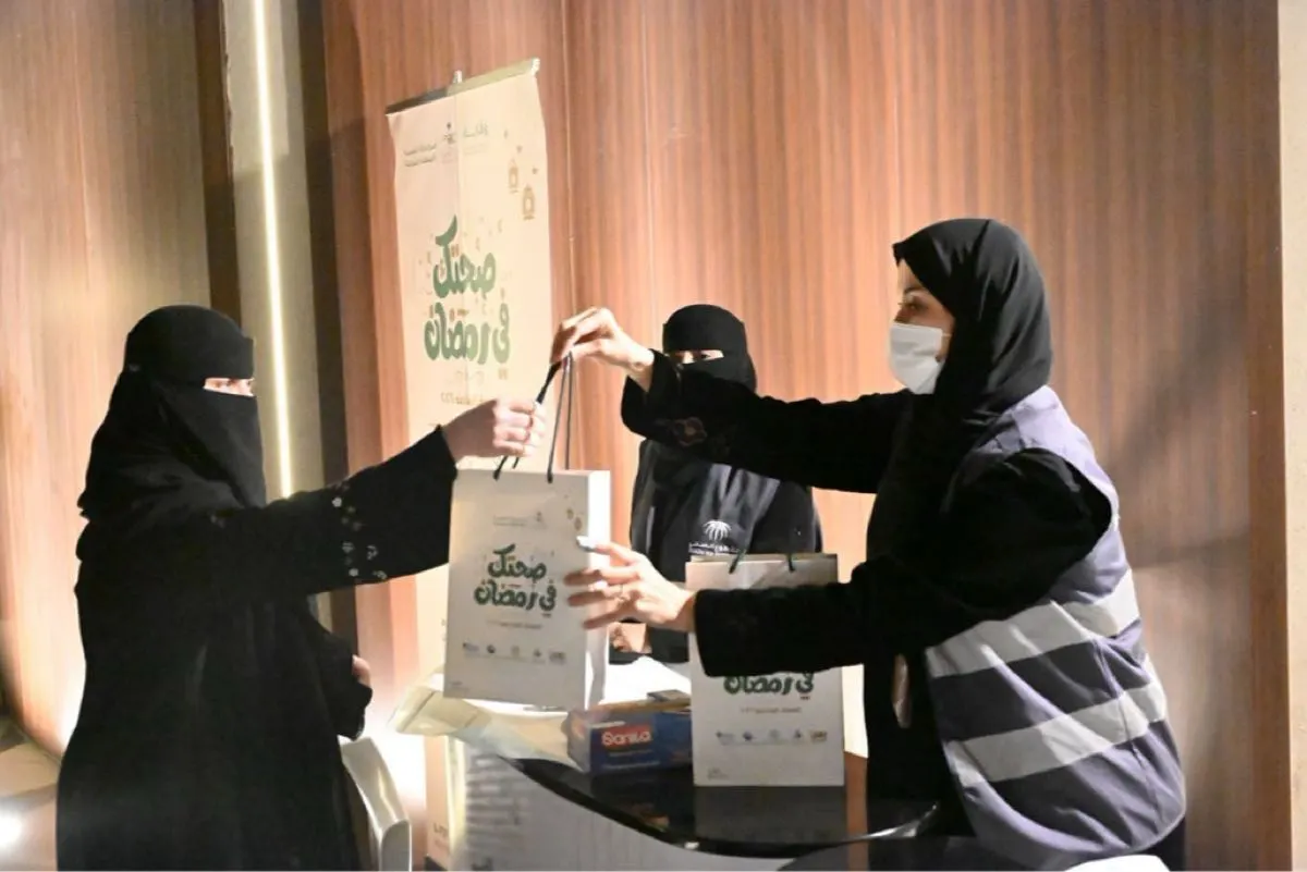 70 شاباً وفتاة يواجهون تحديات الصوم الصحية في مجمعات الشرقية